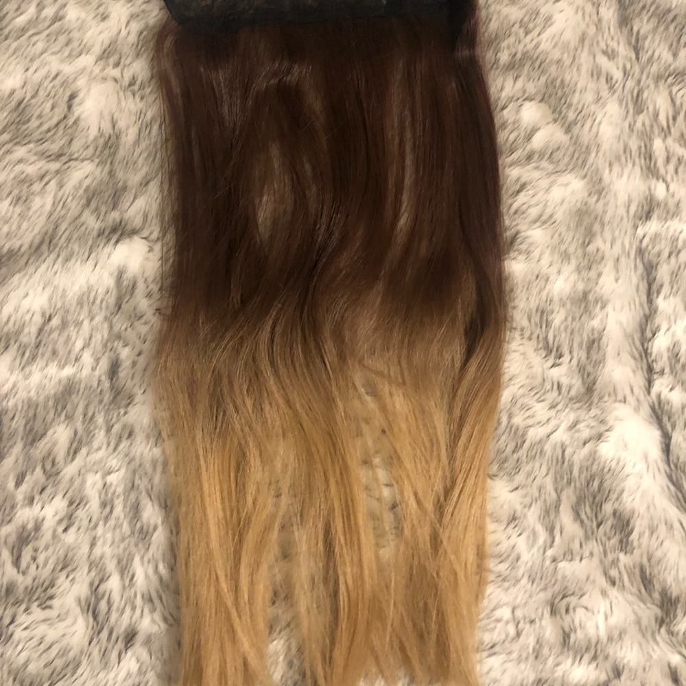 Hair Extensions - Picture 8 of 8